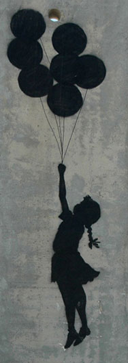 banksy-graffiti-street-art-palestine-girl-balloon